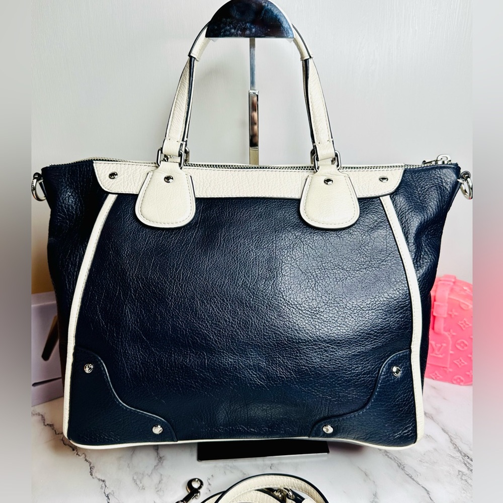 EUC Coach Midnight Navy Blue & Chalk Spectator Leather Mickie Satchel - Picture 9 of 16